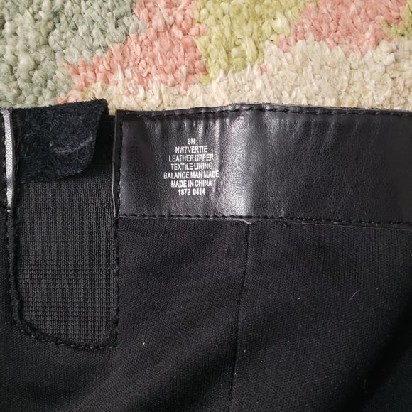 Nine West Black Heeled Boots 
Size 8 - Picture 9 of 9